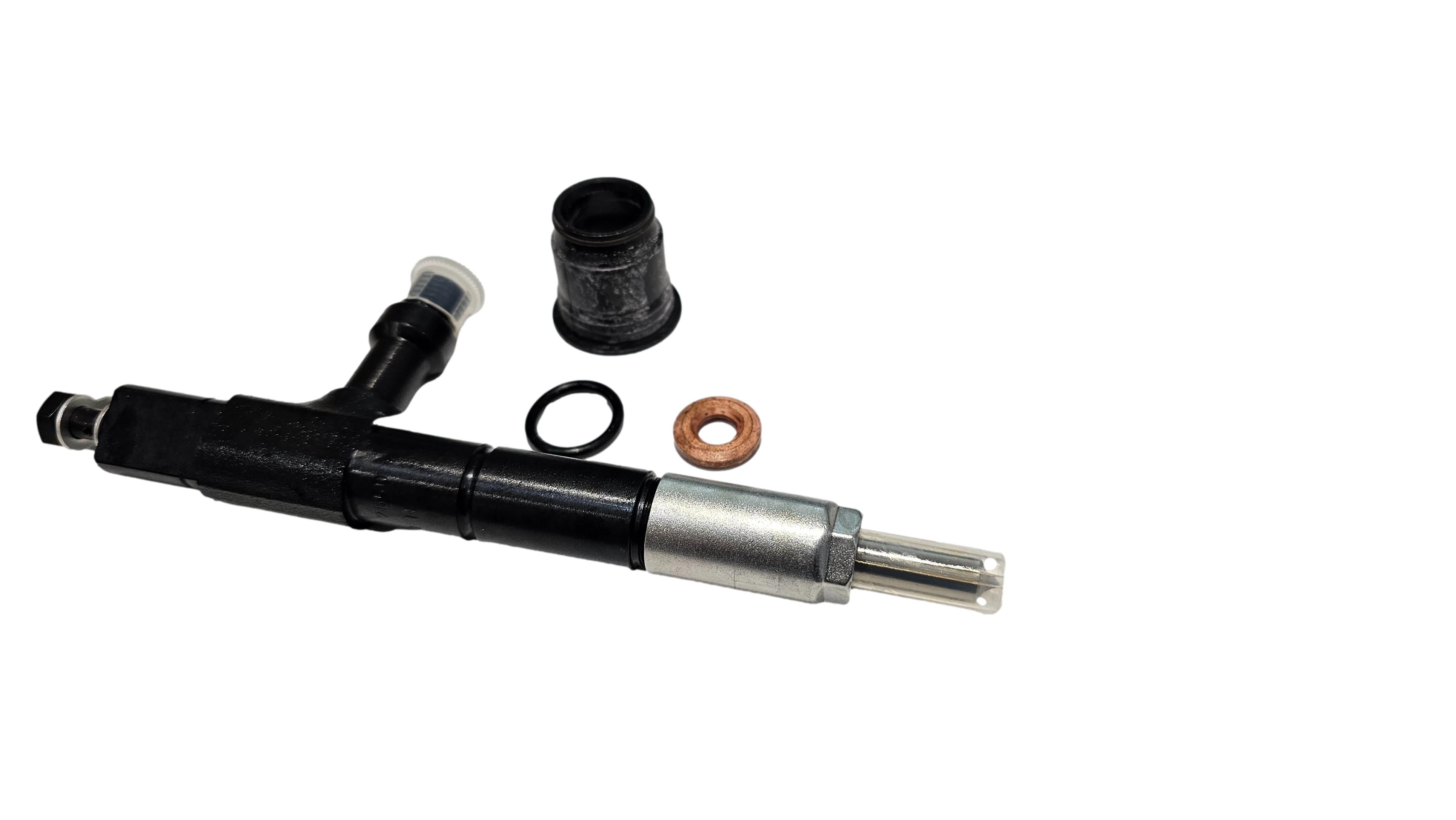 093500-7590 Genuine Toyota Land Cruiser 79 series 1HD-FTE injector