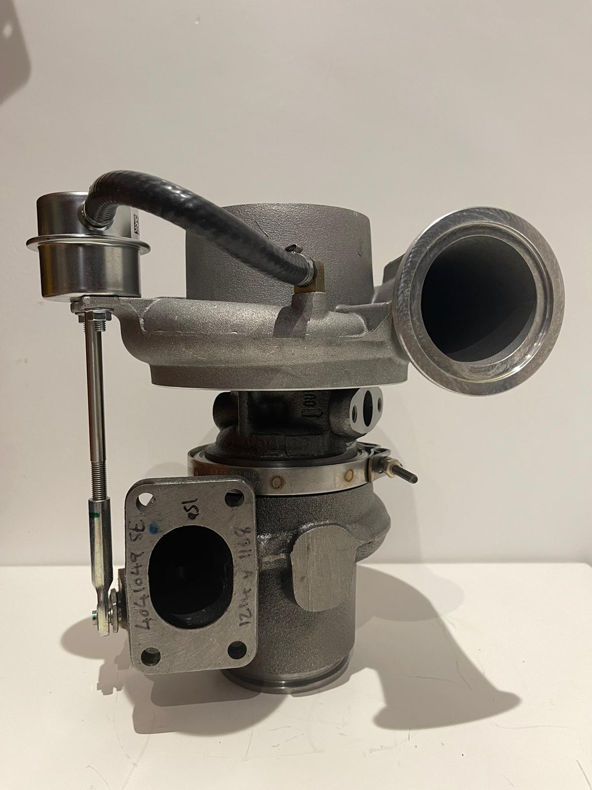 Turbocharger Holset HY35W 4042761 4042779 for a Steyr